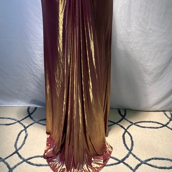Elegant Burgundy  Evening Dress - Picture 9 of 15